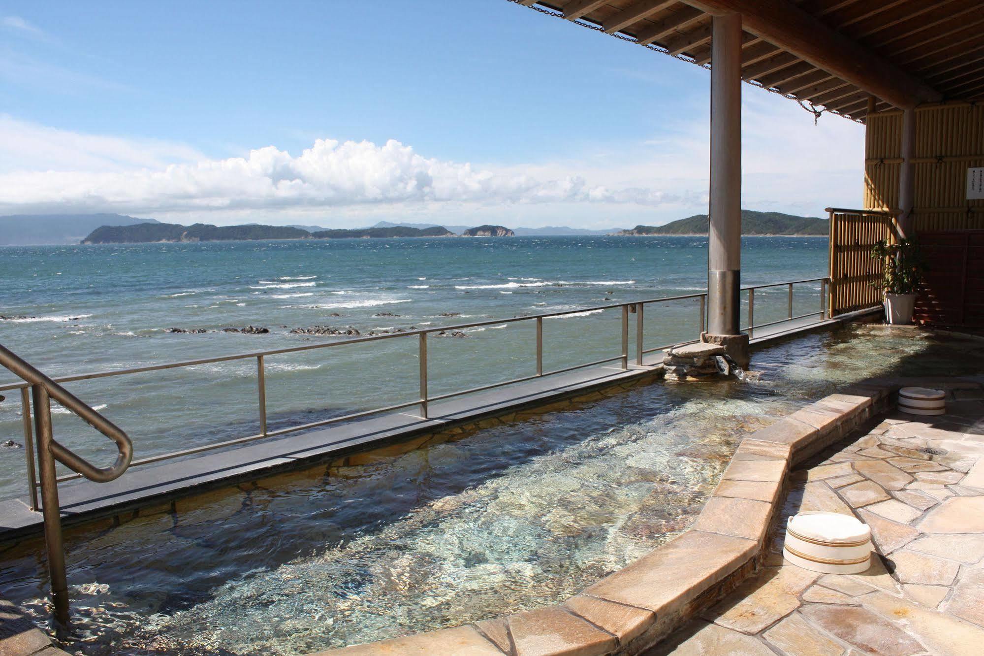 מלון Wakayama Kada Onsen Kada Kaigetsu מראה חיצוני תמונה